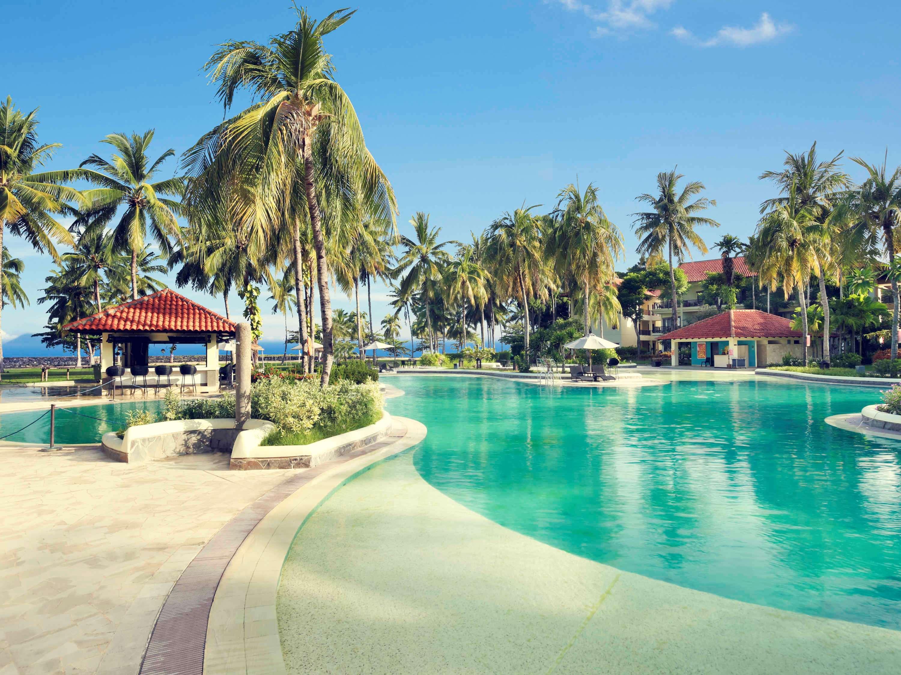 Manado Tateli Resort And Convention Exterior photo