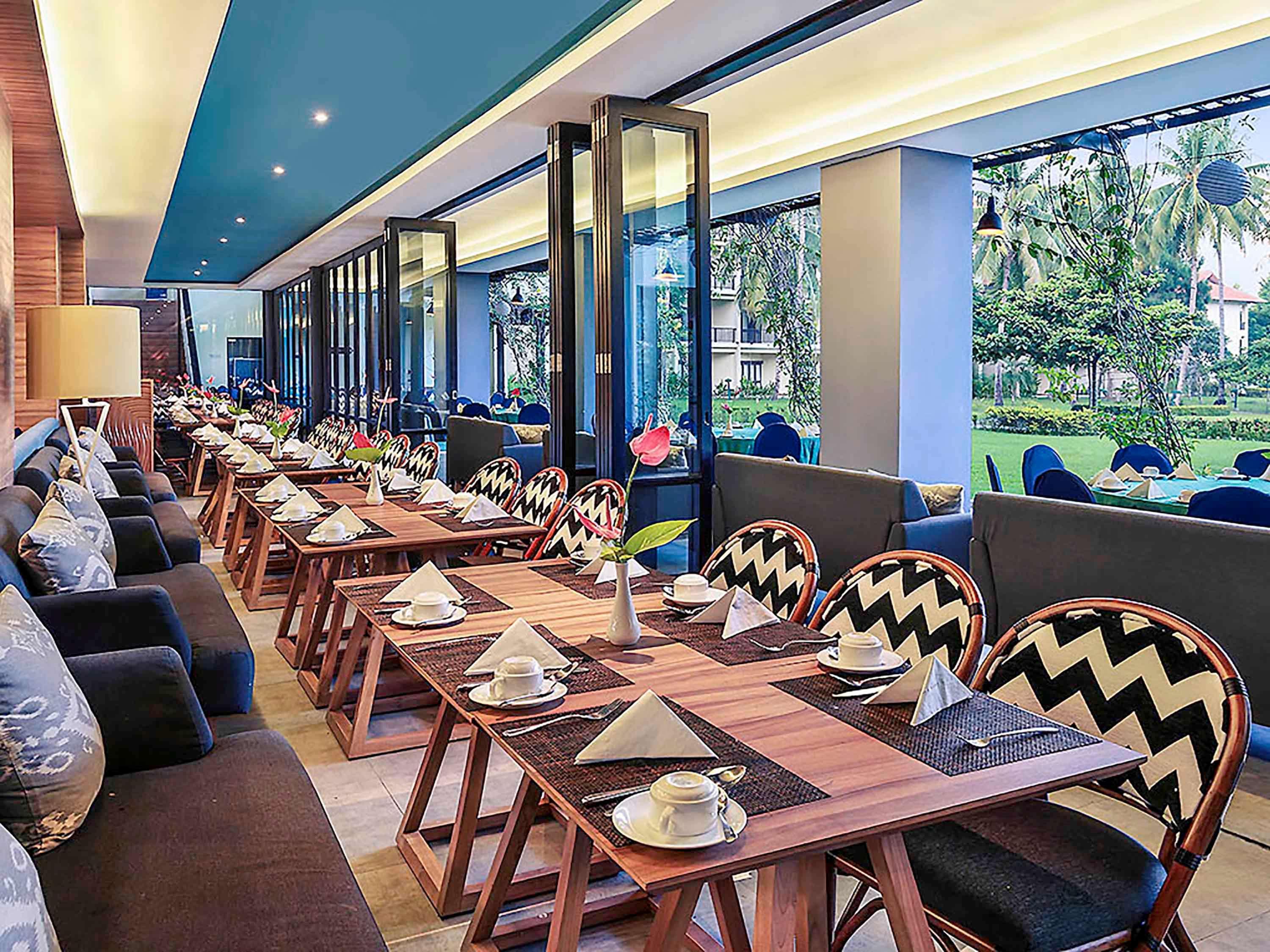 Manado Tateli Resort And Convention Exterior photo