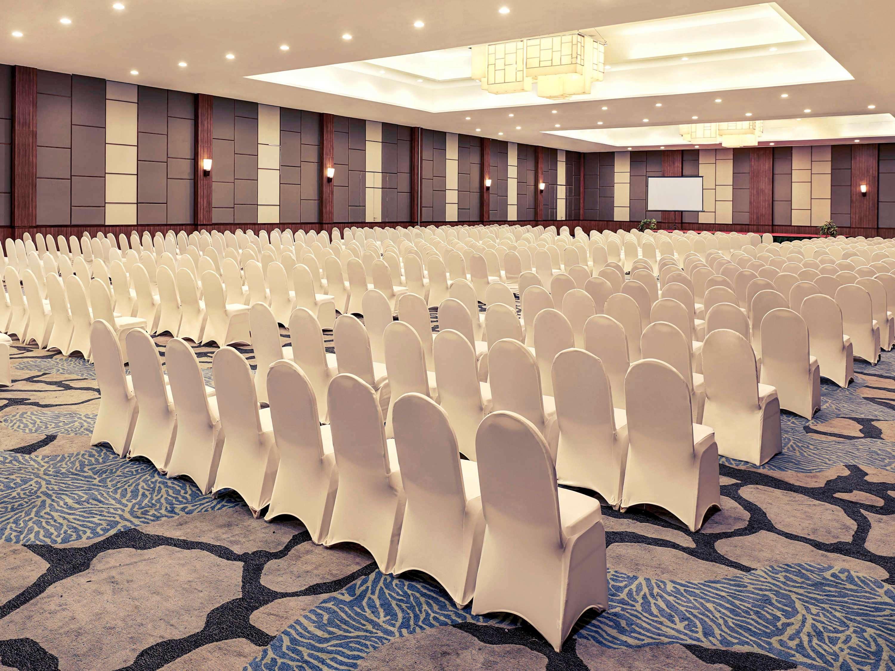Manado Tateli Resort And Convention Exterior photo