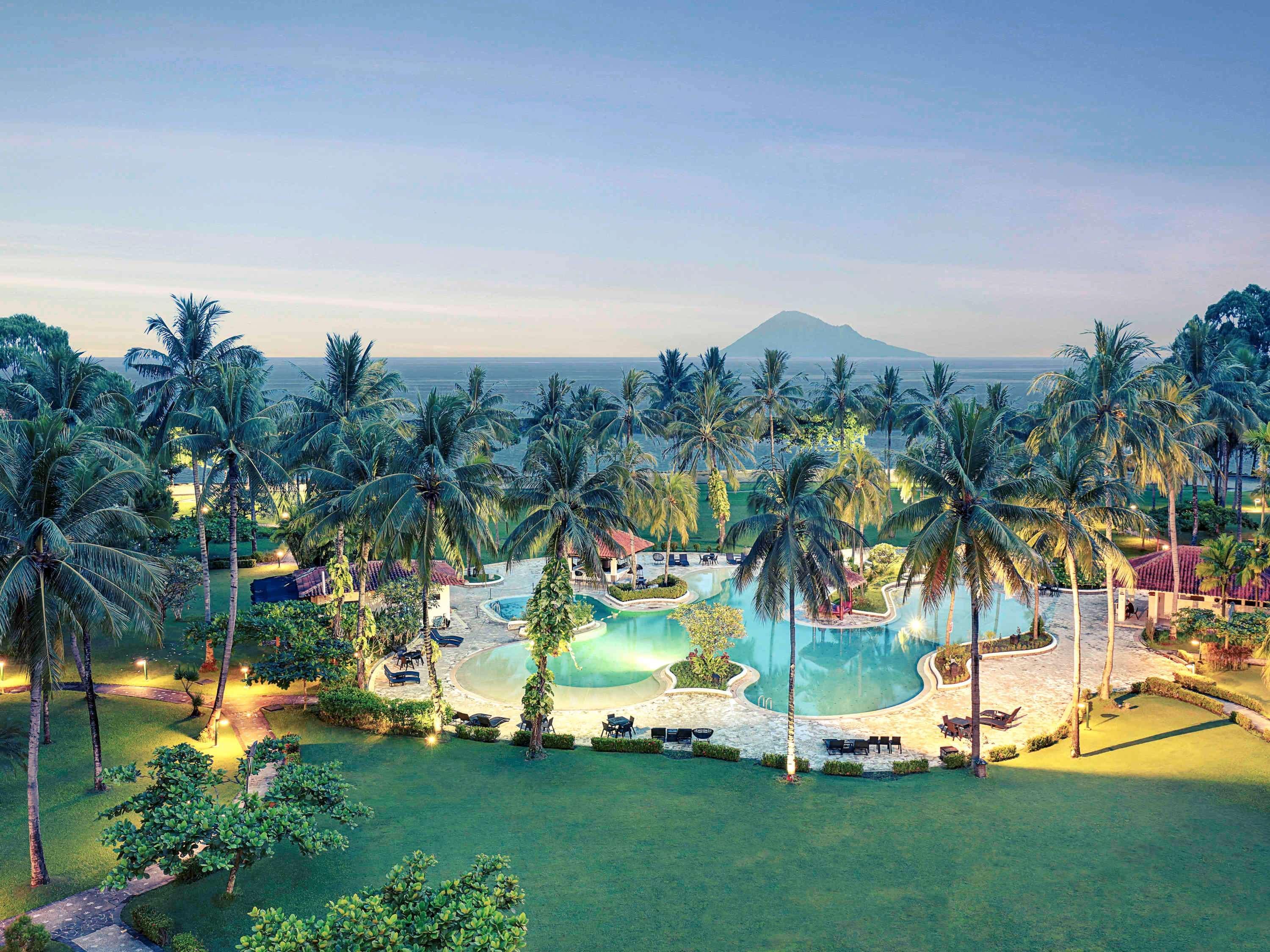 Manado Tateli Resort And Convention Exterior photo
