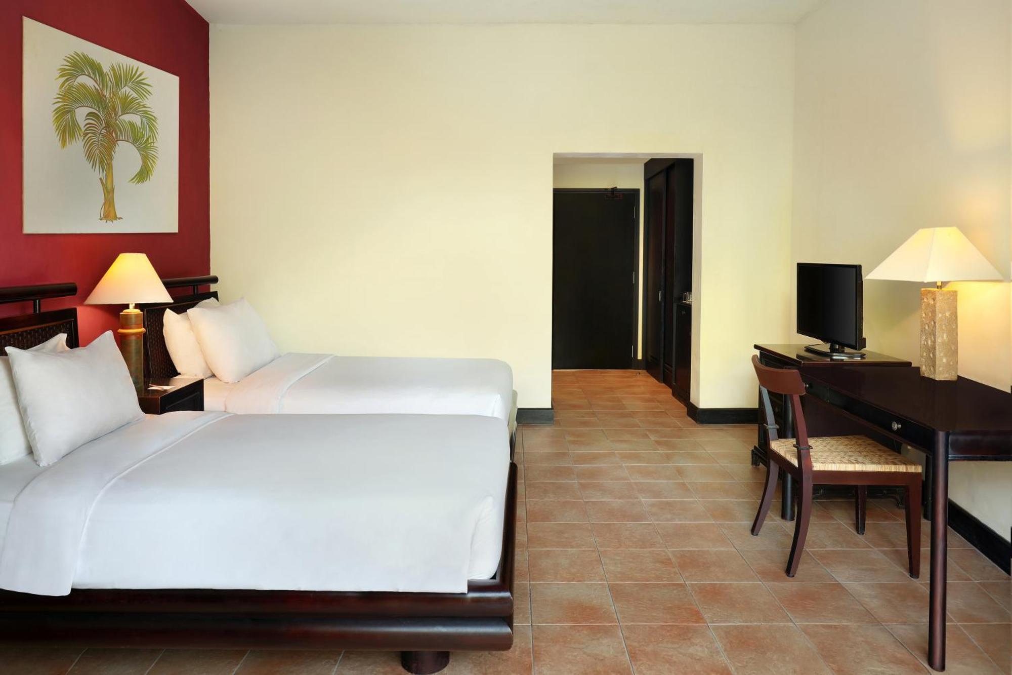 Manado Tateli Resort And Convention Exterior photo