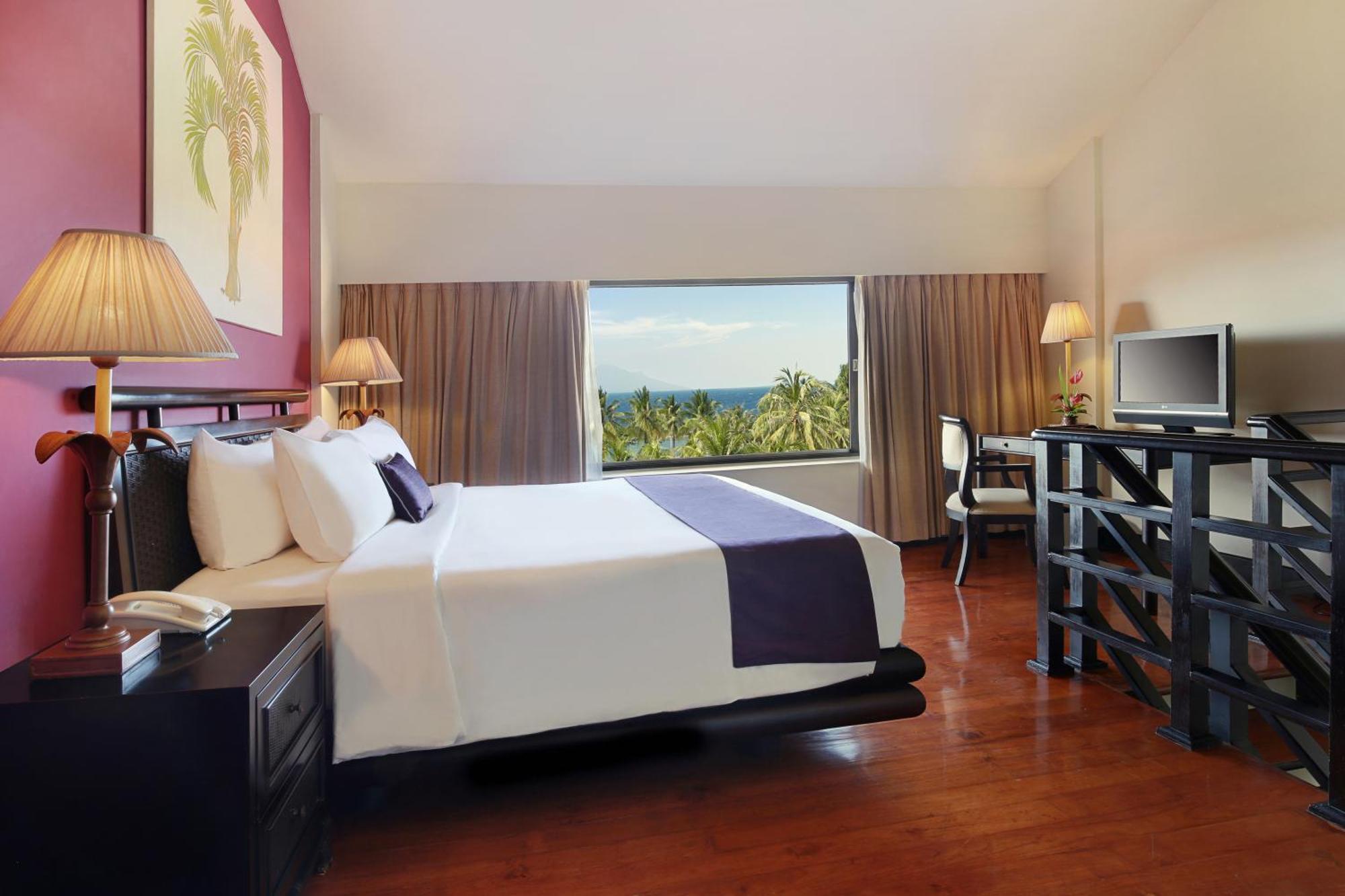 Manado Tateli Resort And Convention Exterior photo