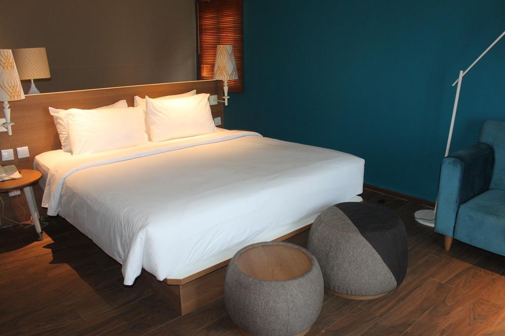 Manado Tateli Resort And Convention Exterior photo