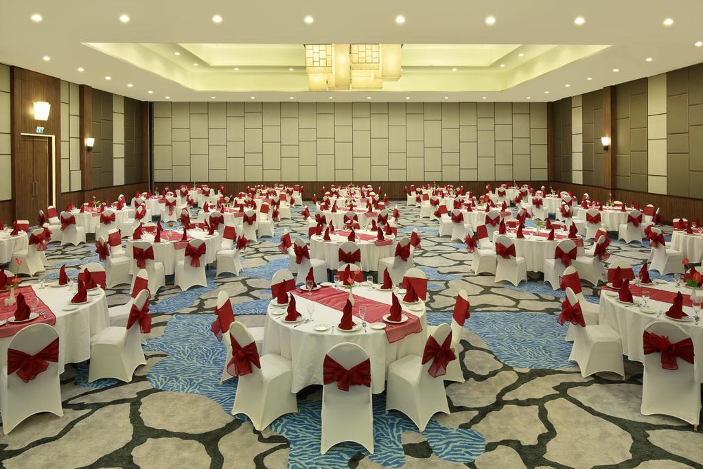 Manado Tateli Resort And Convention Exterior photo
